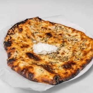 Amritsar kulcha With Choice Of Lassi